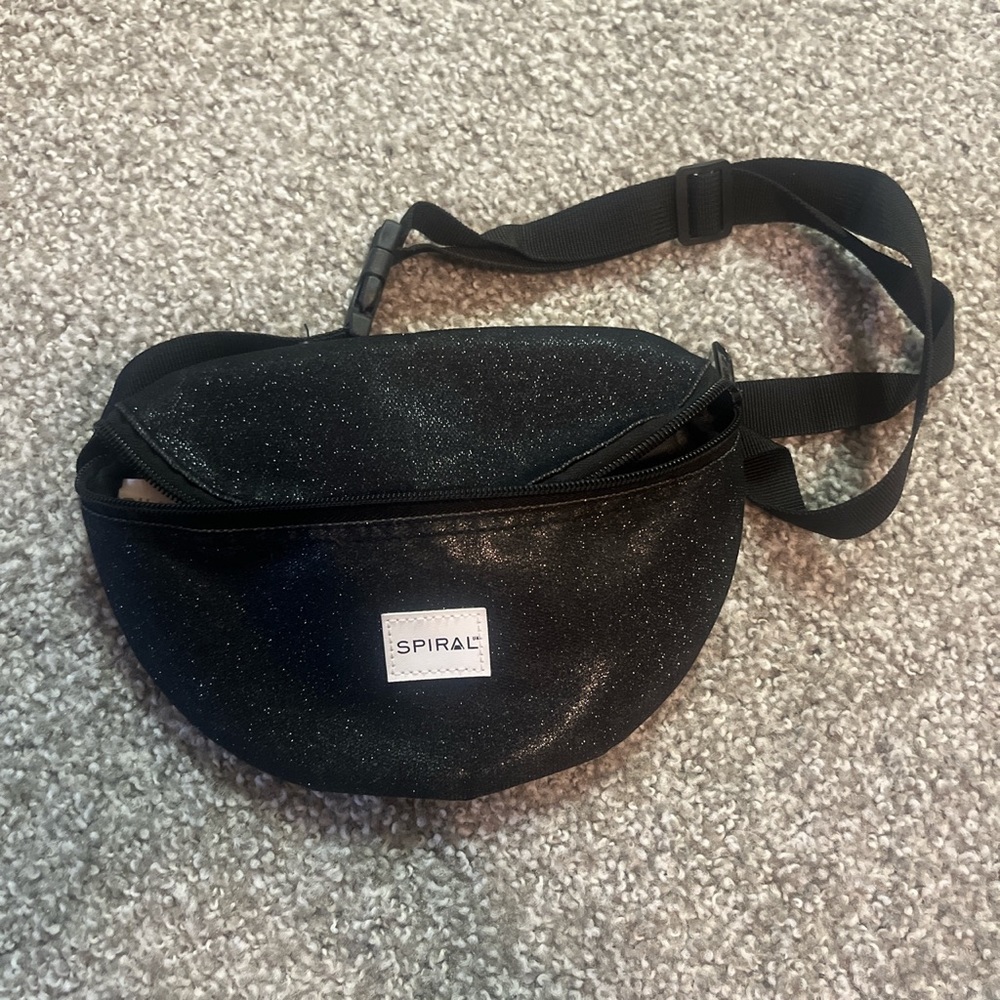 Black sparkle fanny pack